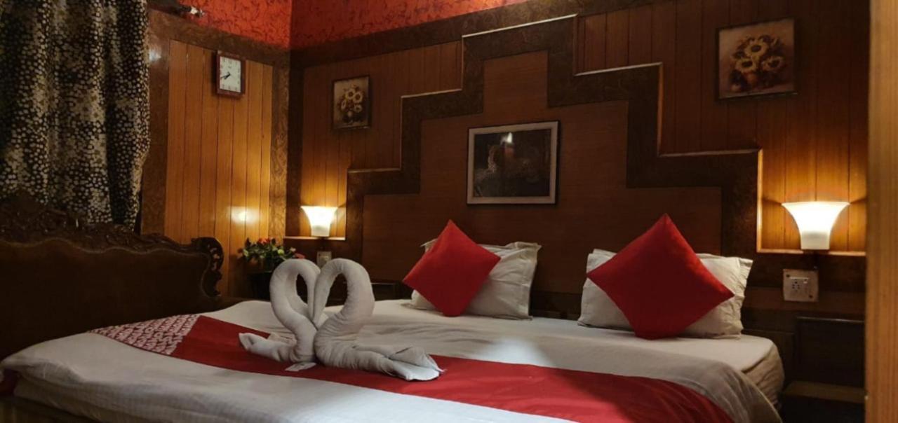 Goroomgo Ankur Lake View Mall Road Nainital - Prime Location With Luxury Room Εξωτερικό φωτογραφία