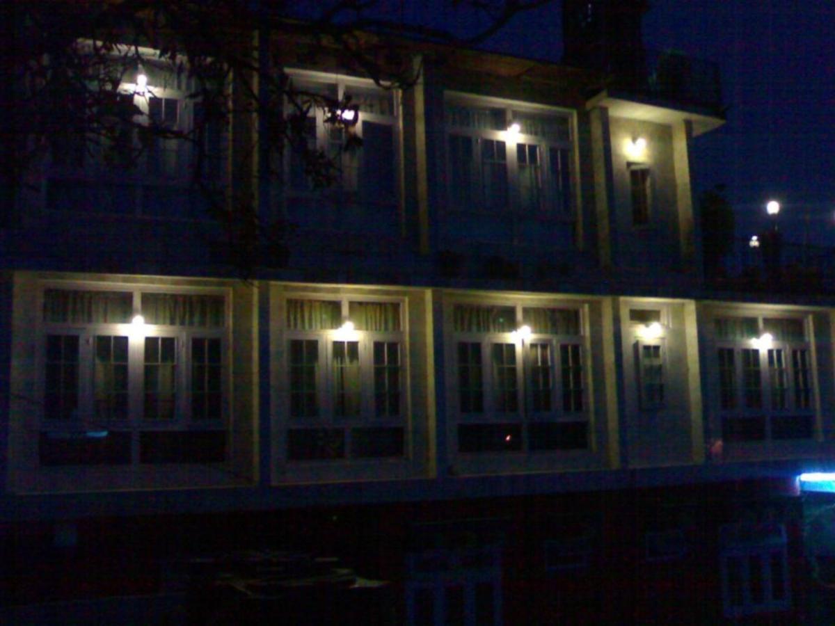 Goroomgo Ankur Lake View Mall Road Nainital - Prime Location With Luxury Room Εξωτερικό φωτογραφία